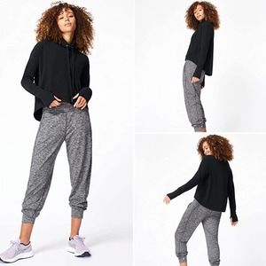 Sweaty Betty Harmonise Luxe Fleece Pullover Hoodie Size S Black Soft Logo